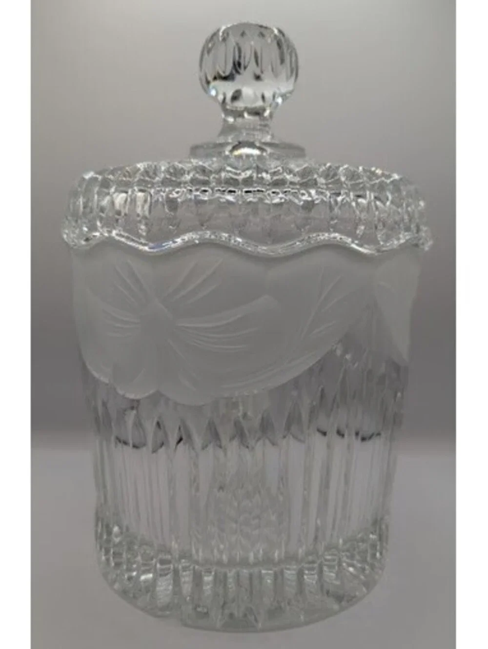 Vintage Lead Crystal Biscuit Cookie Jar With Lid Frosted Etched Floral